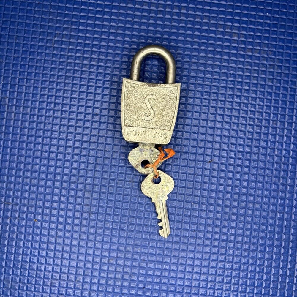 Slaymaker Rustless Padlock Unisex OS Silver Excellent Vintage USA Made 2 Keys
